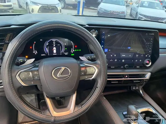 لكزس RX 350 موديل 2023 هايبرد فل كامل اعلى فئه سعودي 10