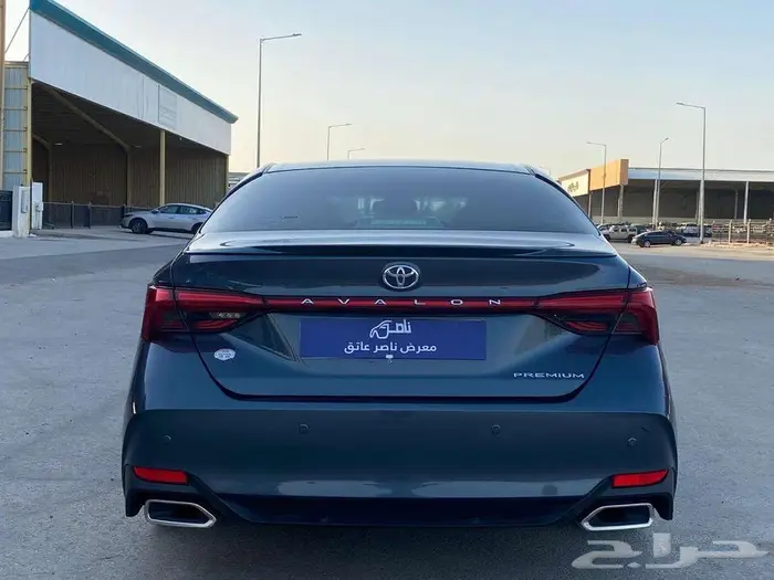 تويوتا افالون بريميوم 2019 4