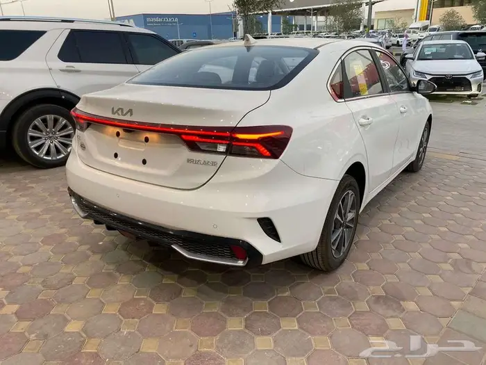 كيا سيراتو 2024 بنزين كمفورت 1500Cc.مستورد(أصفار) 5