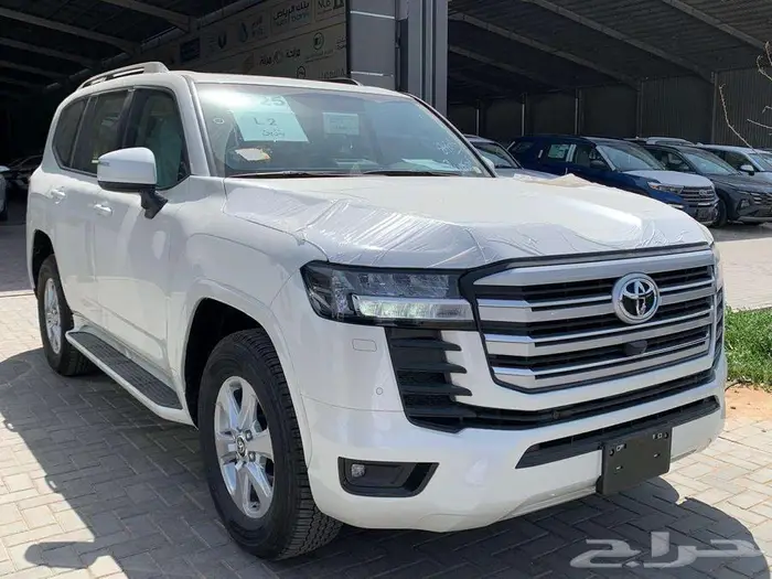 تويوتا لاندكروزر L2-GXR بنزين موديل 2025 2