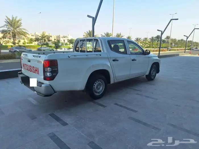ميتسوبيشي L200 بنزين الموديل 2022 عداد 12 الف 4