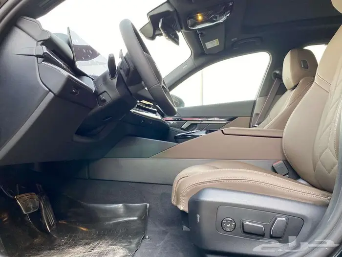 بي ام دبليو الفئه 520I ام كت 2026 استلام فورى 22