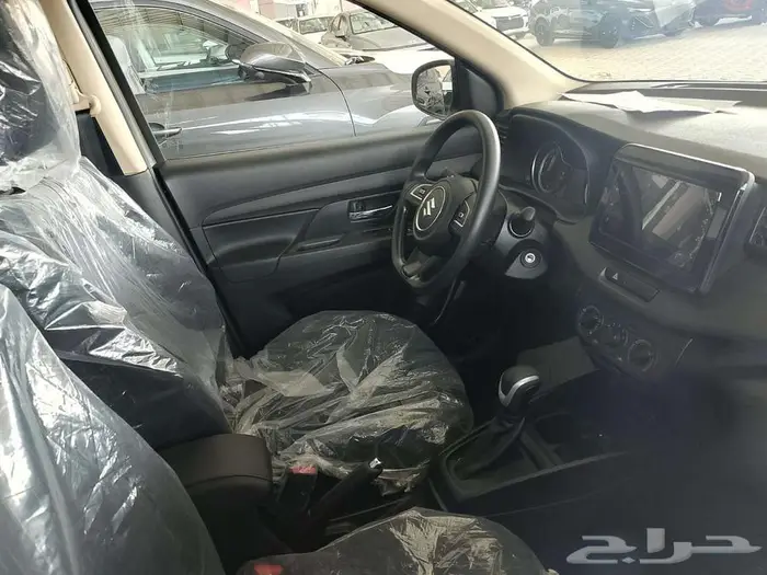 سوزوكي ارتيجا GL موديل 2025 5