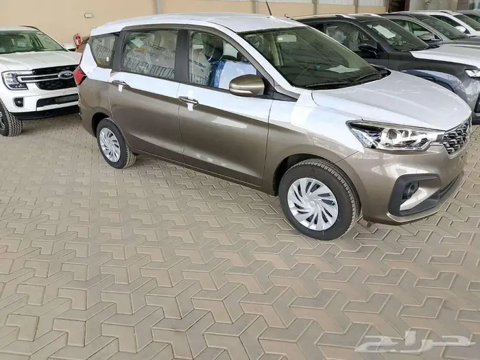 سوزوكي ارتيجا GL موديل 2025 2