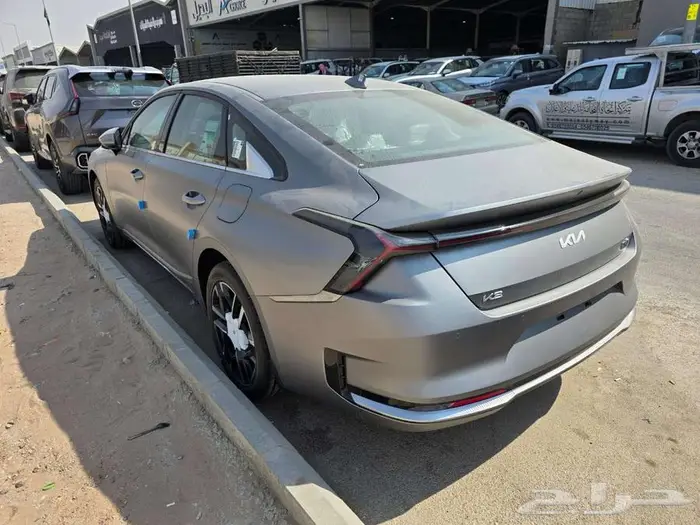 كيا كي 8 ستاندر 3.5لتر موديل 2026 سعودي 2