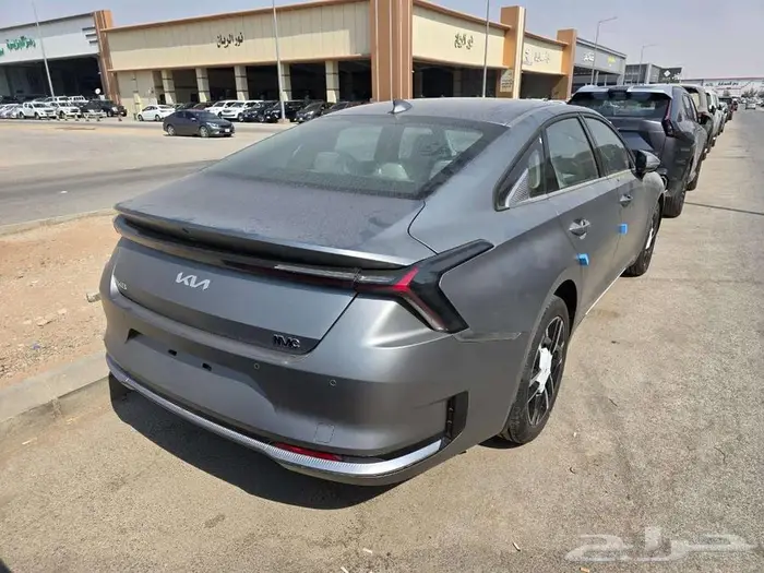 كيا كي 8 ستاندر 3.5لتر موديل 2026 سعودي 3