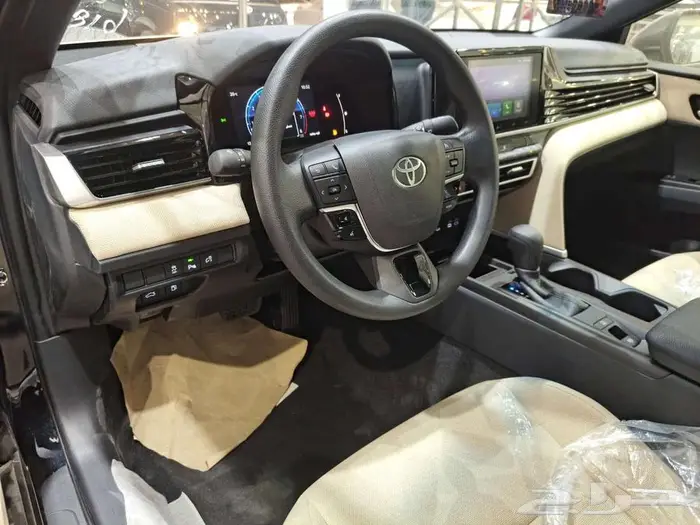 تويوتا كامري ( E-LE ) بنزين 2025 سعودي ( اقل سعر ) بطاقه 27