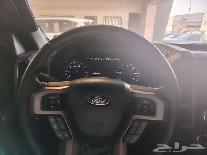 فورد اكسبديشن 2021 XLT بطاقة جمروكية 12