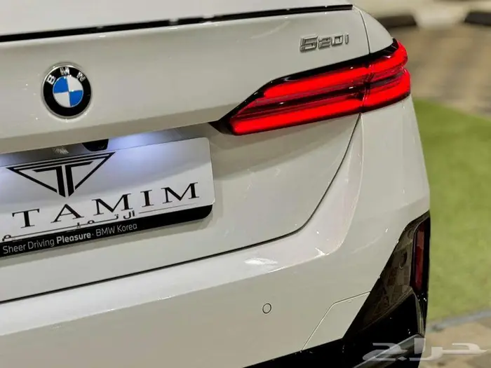 BMW 520i M-Kit 2024 - للبيع تمويل او كاش 8