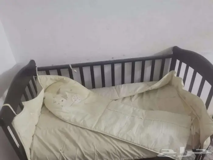 عربيه وسرير اطفال 5