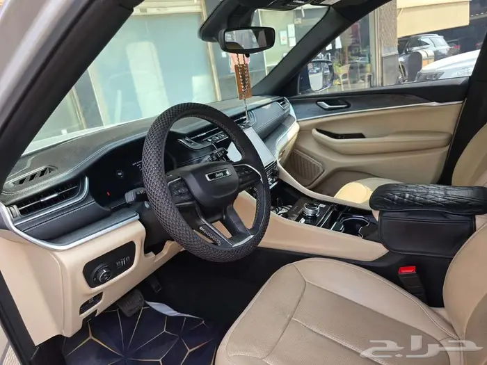 جيب جراند شيروكي موديل  2023 0