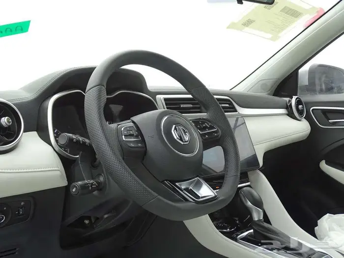 ام جي ZS لاكجري 2025 راحه انسيابيه وشكل رائع 5