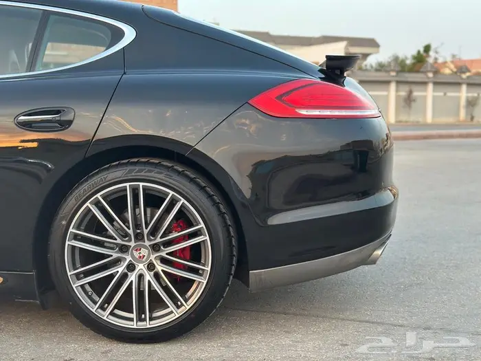 بورش بانميرا v8 عداد قليل 8