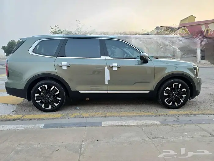 KIA TELLURIDE GTLINE 5