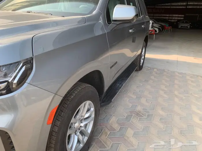 تاهو 2023 LX رصاصي لامع 2