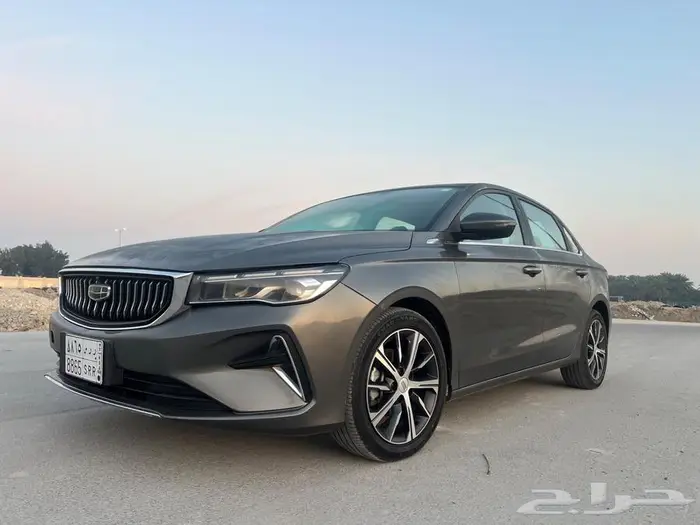 2023 جيلي أمجراند 10