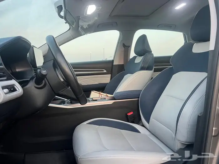 2023 جيلي أمجراند 13