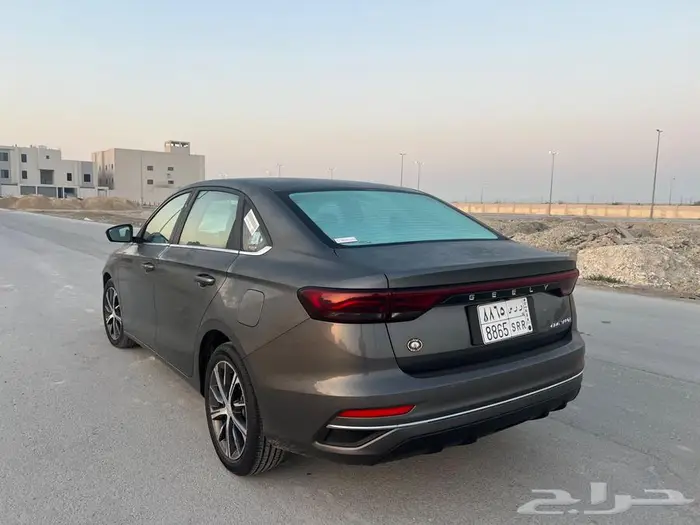 2023 جيلي أمجراند 2