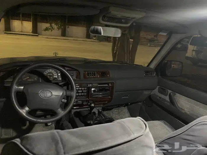 للبيع لند كلوزر موديل 93 7