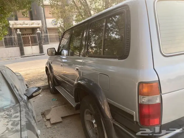 للبيع لند كلوزر موديل 93 1