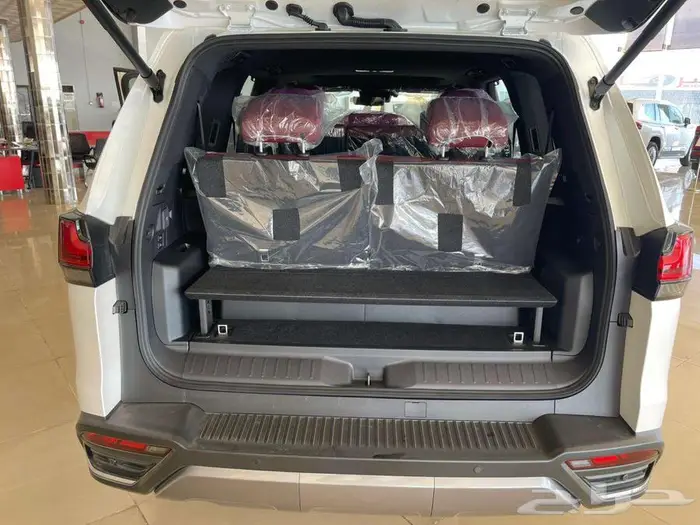 وارد اليحيى لكزس هايبرد بنزين LX700H BB رادار فل كامل 2025 6