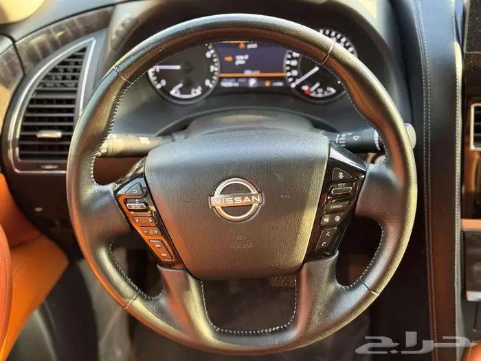 نيسان باترول تيتانيوم موديل 2023 عداد 74 الف 8