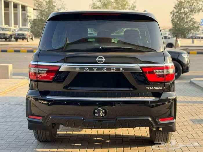 نيسان باترول تيتانيوم موديل 2023 عداد 74 الف 11