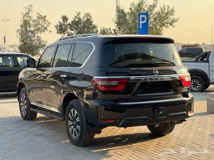 نيسان باترول تيتانيوم موديل 2023 عداد 74 الف 12