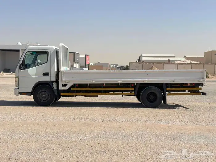 ميتسوبيشي كانتر 5 طن موديل 2007 4