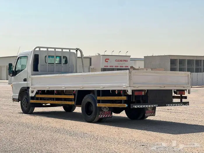 ميتسوبيشي كانتر 5 طن موديل 2007 3