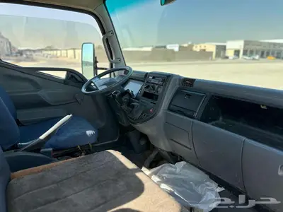 ميتسوبيشي كانتر 5 طن موديل 2007 index