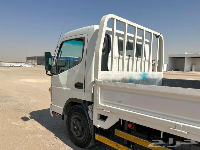 ميتسوبيشي كانتر 5 طن موديل 2007 14