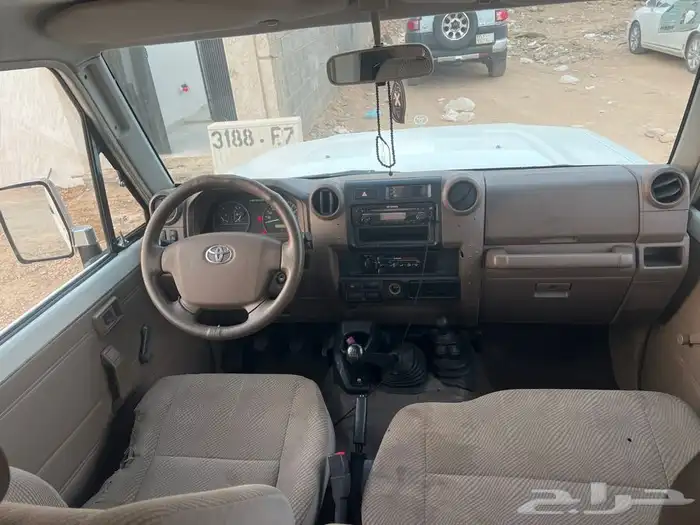 ربع 2013 للبيع 5