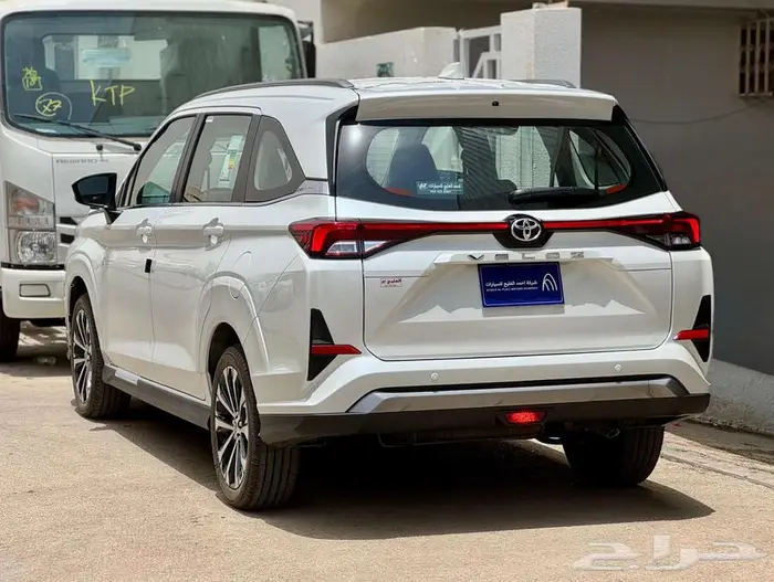 تويوتا فيلوز GLX 2025 بالنقد والتقسيط 6