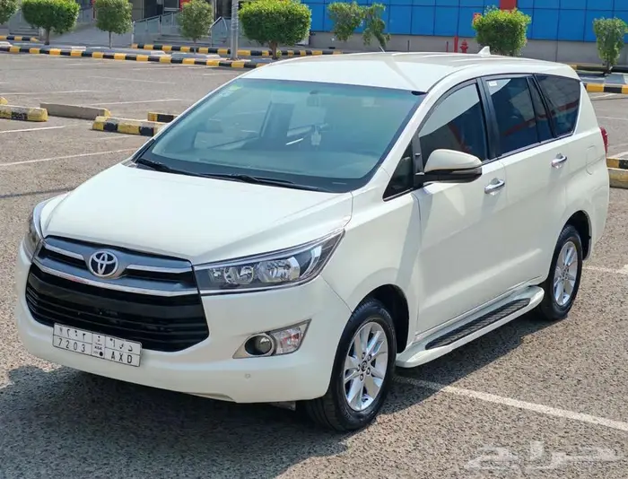 انوفا ممشى قليل ونظيفه 4