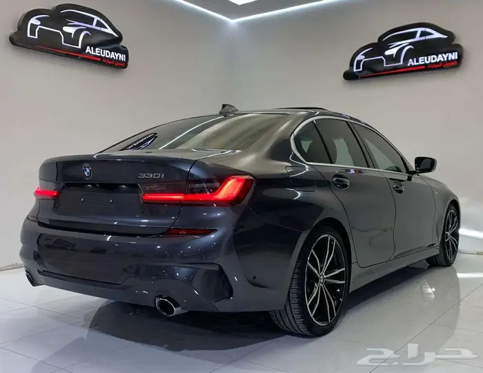 بي ام دبليو330iM 2021 2