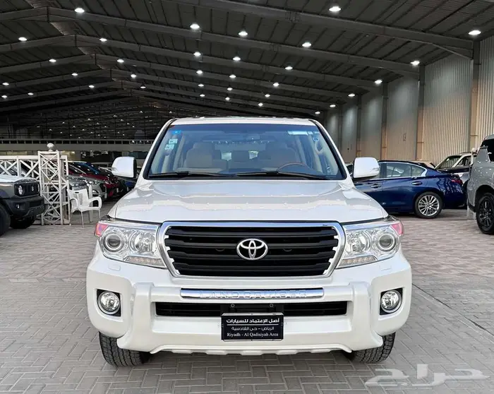 تويوتا لاندكروزر 2012 GXR 0