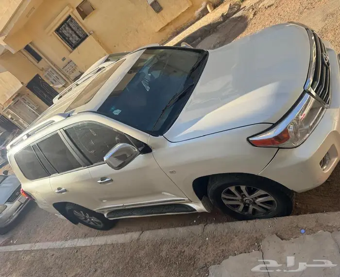 لاندكروزر موديل 2009 فل كامل 1