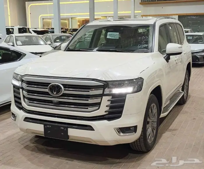 تويوتا لاندكروزر ( GXR-L4 ) 2025 سعودي بنزين ( اقل سعر ) 11