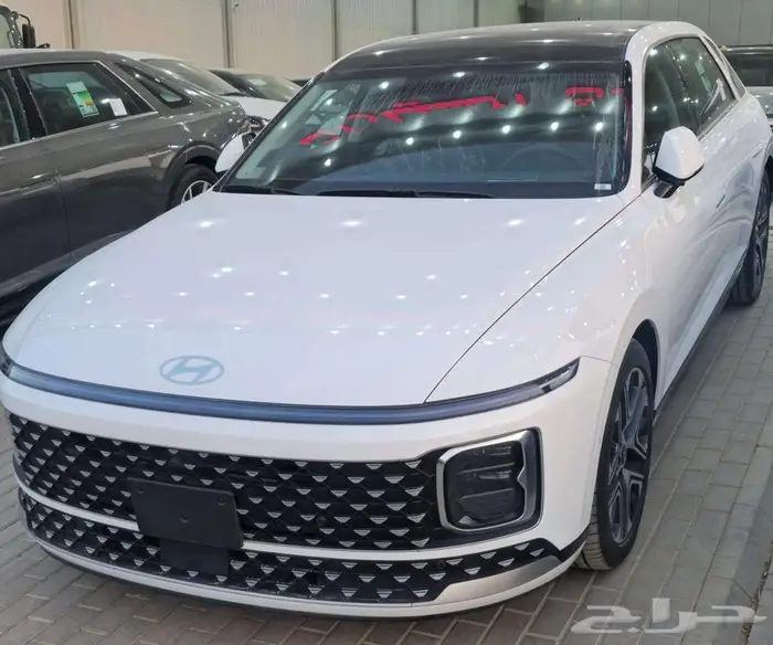 هيونداي ازيرا بريميوم 2025 لتمويل البنوك - كاش 16