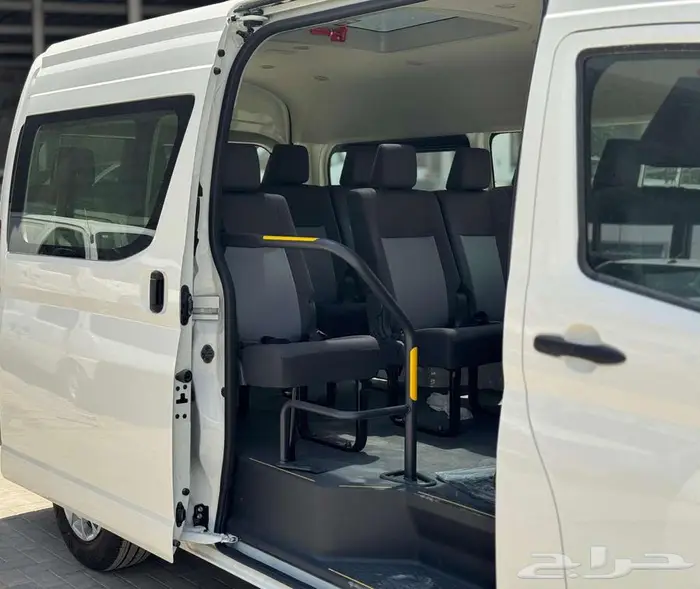 تويوتا هايس 13 راكب - ديزل -قير عادي -2026 9