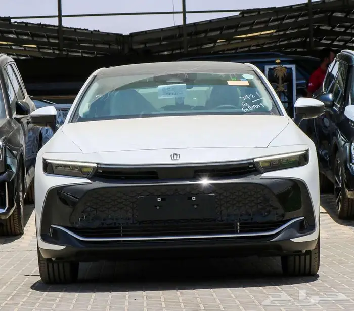 تويوتا كراون بيريميوم كاش واقساط باقل سعر 2