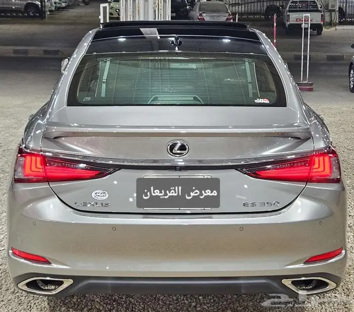 لكزس ES.350..2023 17