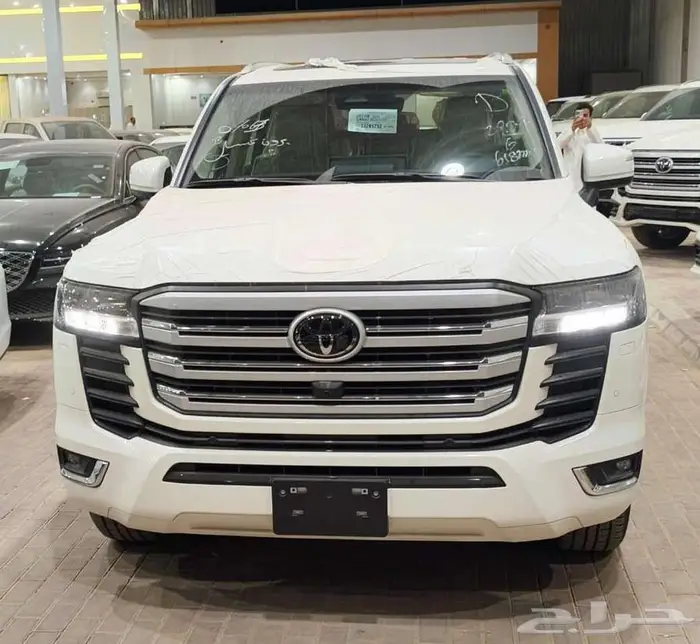 تويوتا لاندكروزر ( GXR-L4 ) 2025 سعودي بنزين ( اقل سعر ) 0