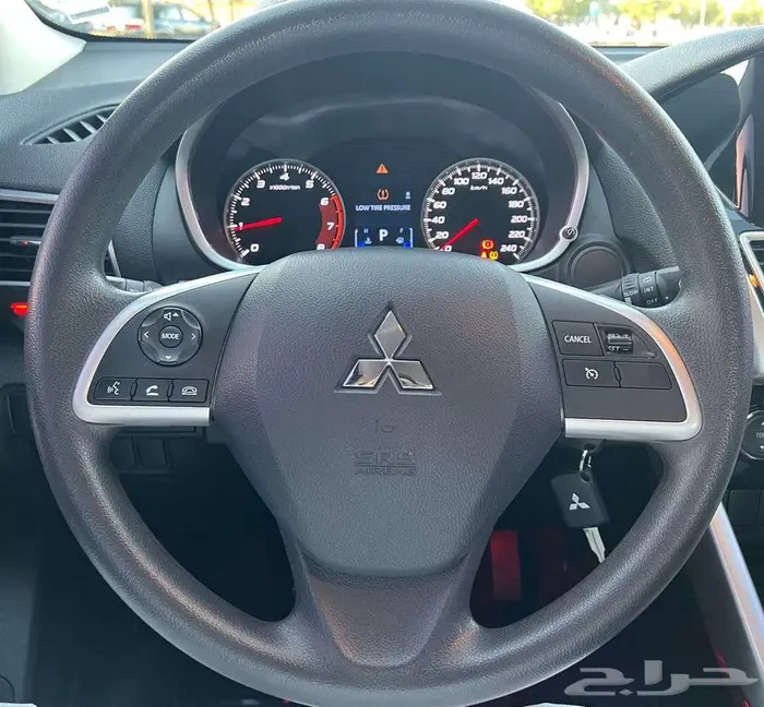 للبيع متسوبيشي اكليبس كروس 10