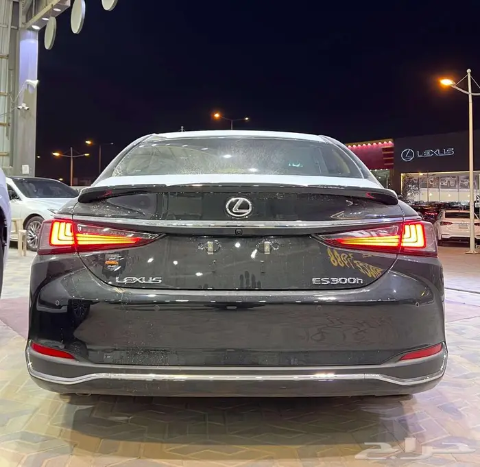 لكزس ( ES300 ) HA هايبرد 2025 اقل سعر اقساط او كاش 2