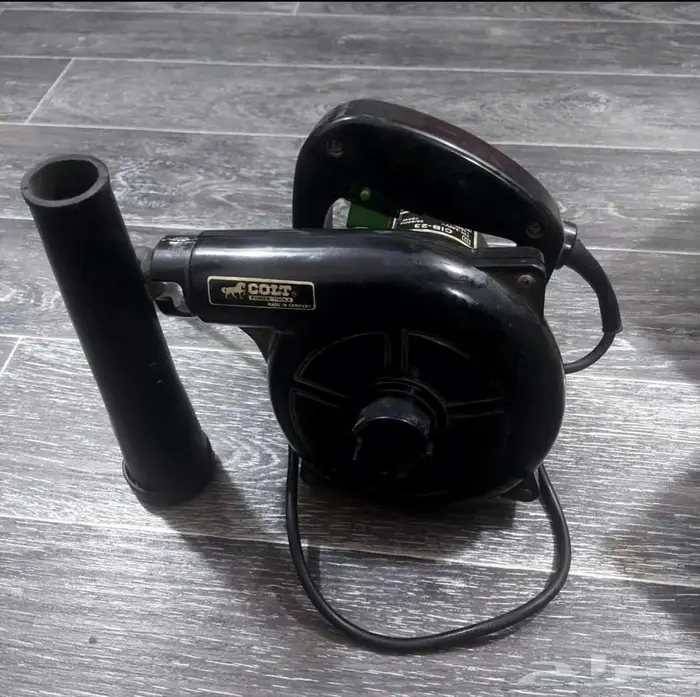 مثقاب مطرقة هوائي Black Decker ومنفاخ هواء كهربائي 2