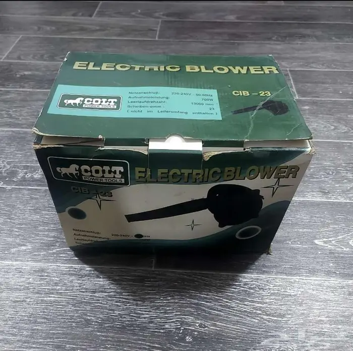 مثقاب مطرقة هوائي Black Decker ومنفاخ هواء كهربائي 3