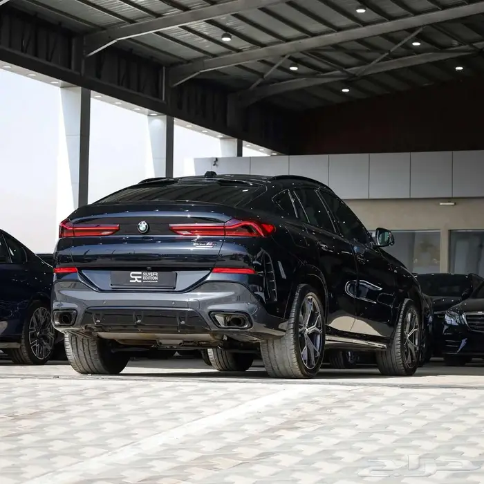 بي ام دبليو X6 xdrive 40 موديل 2025 عداد 34 الف كم 3