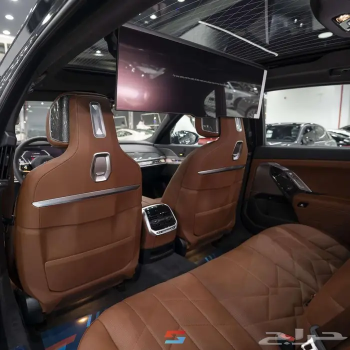 بي ام دبليو 735i موديل 2026 11